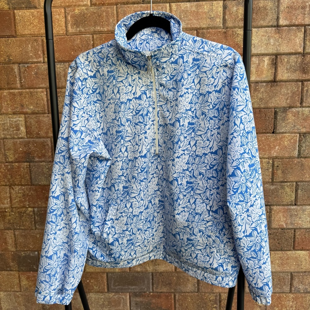 Sport Haley Women’s Blue and White Floral Golf Windbreaker Size Medium